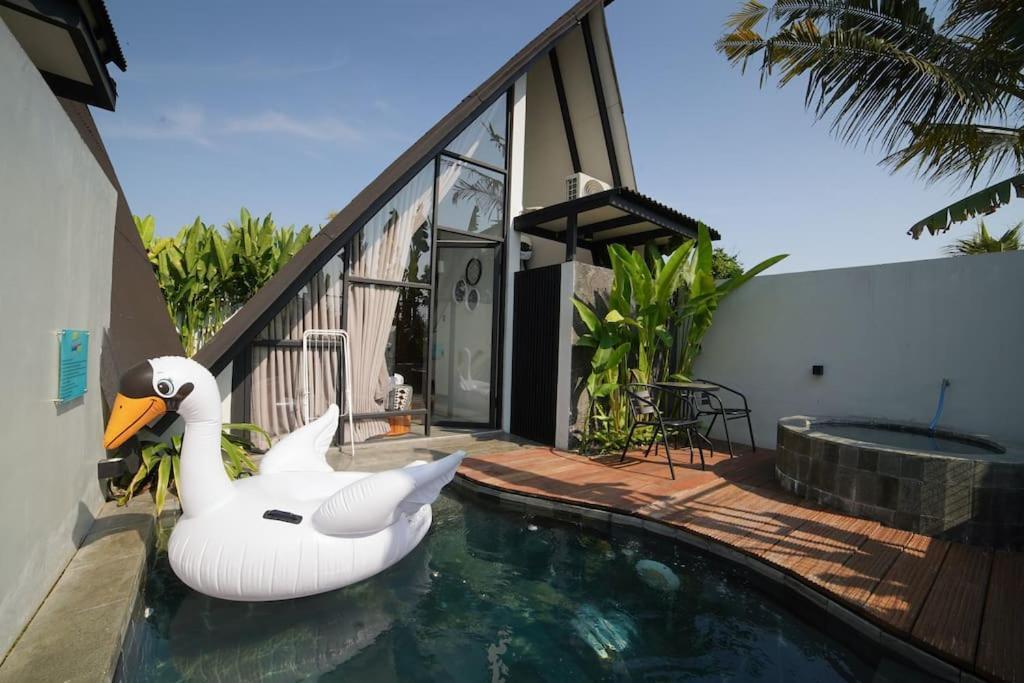 Villa Ubu Coconut 102 - In Yogyakarta